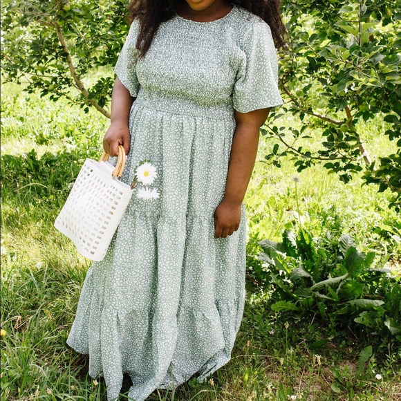 ⭐️LAST⭐️MINT JULEP SMOCKED DRESS - Picture 7 of 13